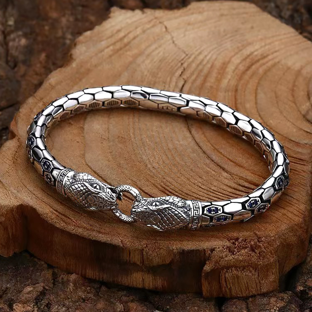Pulseira Vintage Punk com Cabeça de Cobra Dupla, Banhada a Cobre com Zircônia Azul Incrustada, Bracelete Gótico Masculino Elástico, Joia da Moda, Presente