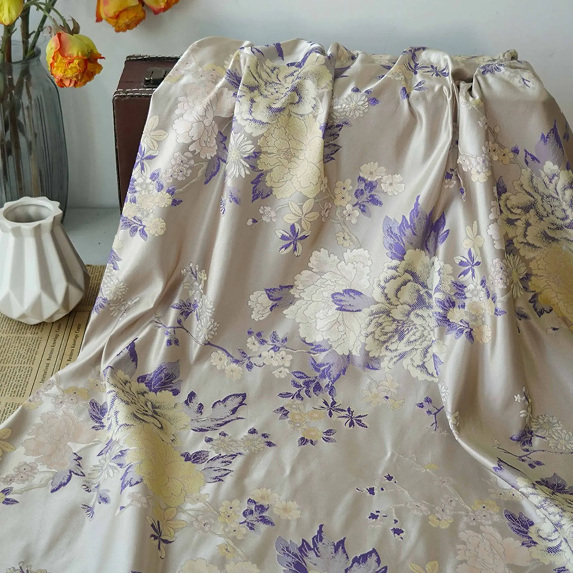 Gaya Cina brokat bunga sutra kain Jacquard gaun klasik rompi Cheongsam tirai kain jahit dekoratif
