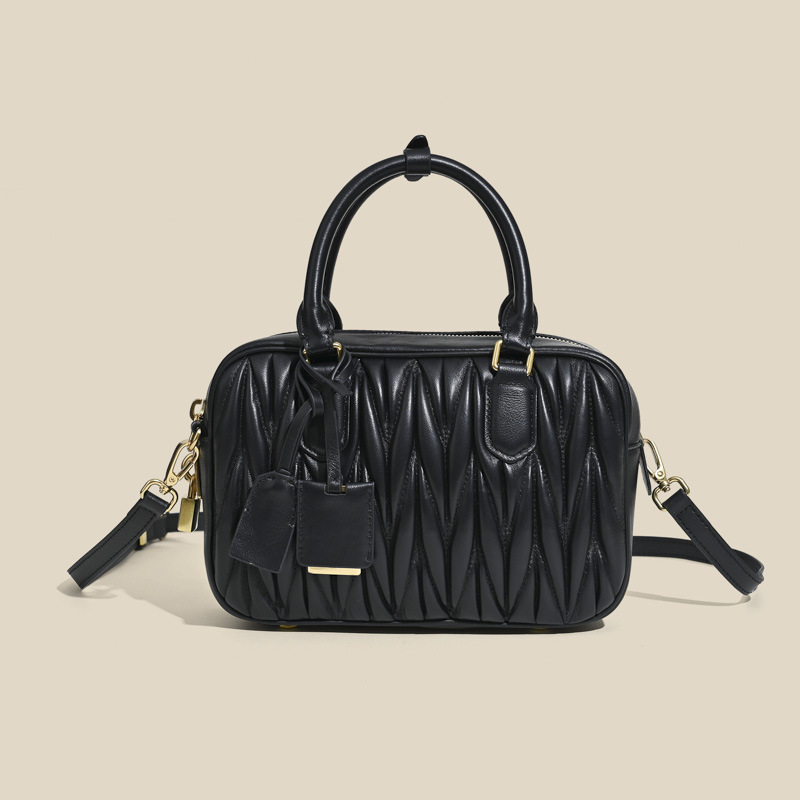 2024 new women's bag sheepskin pleated bowling bag niche high-end Boston bag popular portable messenger bag