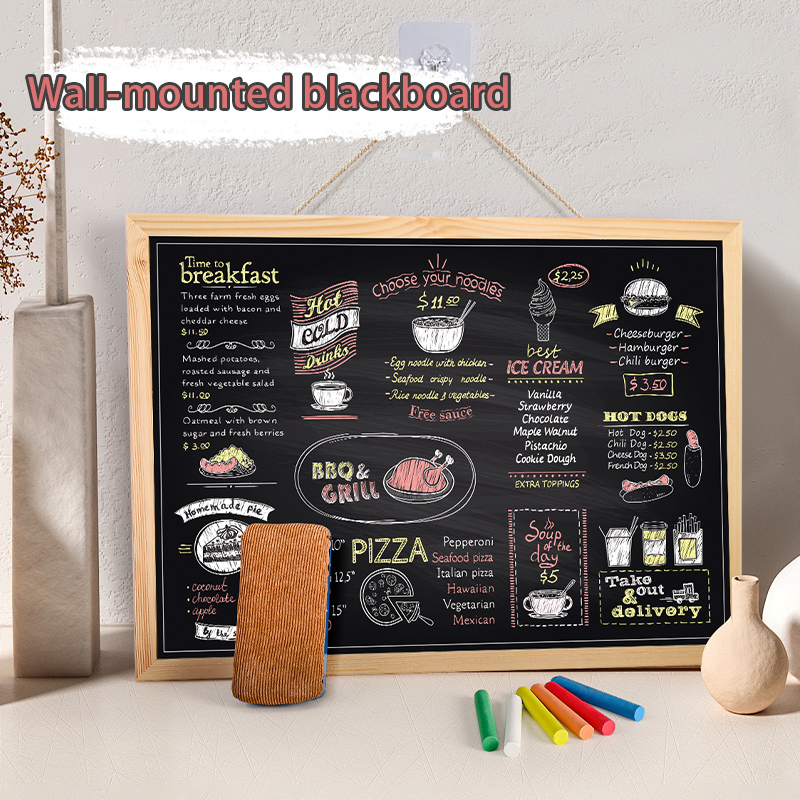 Une pièce de tableau noir mural pour usage domestique et pédagogique, panneau d'affichage commercial en bois de grande taille pour les magasins