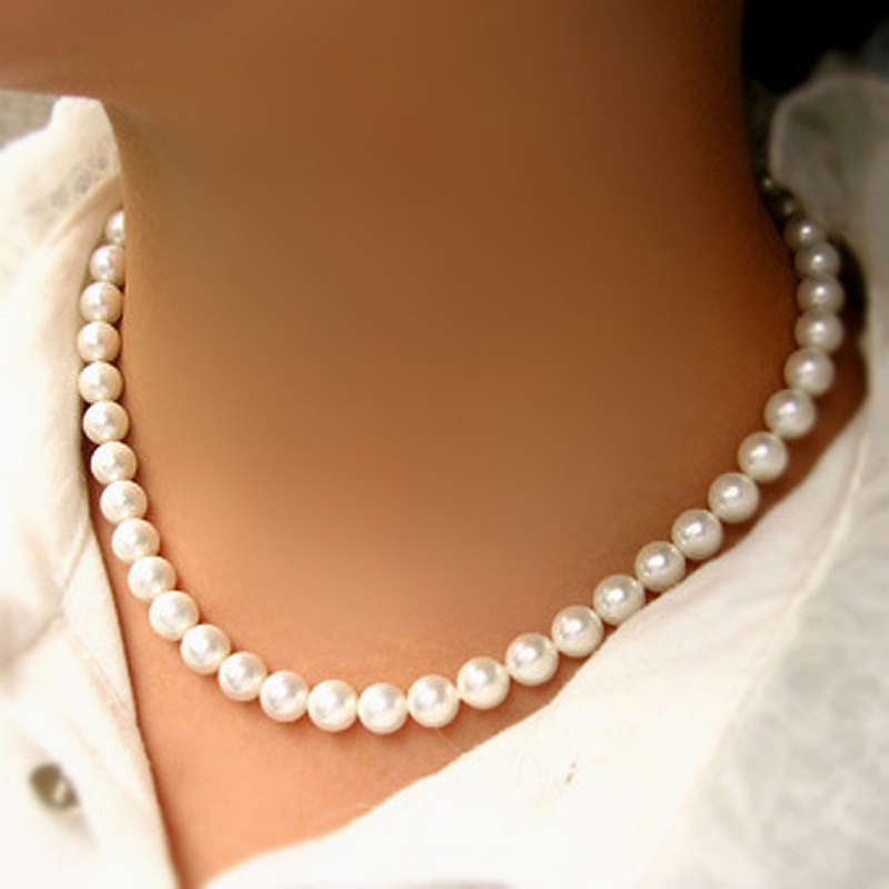 คลาสสิกElegant White Pearlสร้อยคอChokersสําหรับหญิงชายจัดเลี้ยงงานแต่งงานสร้อยคอVINTAGEลูกปัดเครื่องประดับทําด้วยมือของขวัญPARTY