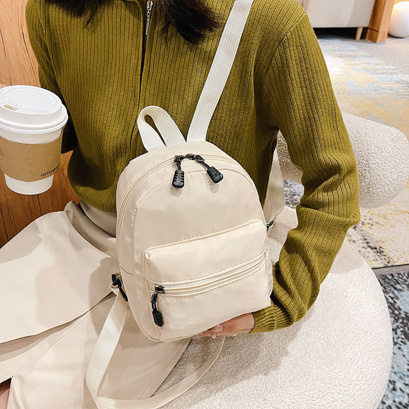 女性用リュックサック,ファッション用ナイロン女性用,小さなスクールバッグ白リュックサック10代の女の子用