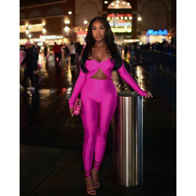 2024 Herbst glänzende Frauen aushöhlen Twist Skinny Jumps uit sexy schulter freie Langarm schlanke Club Party Overalls lässige Stram pler