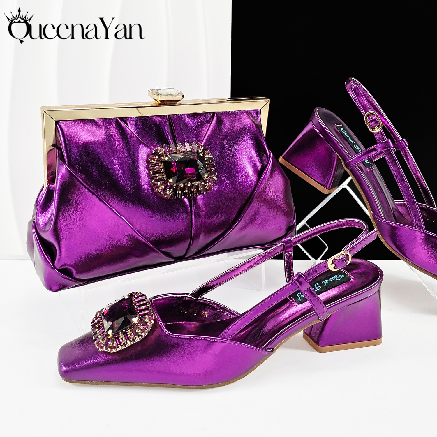 Queena Yan 2025 Nigeriaanse hakfeest voor dames paarse kleur schoenen en tassen set strass handtas Italiaans design bruiloft