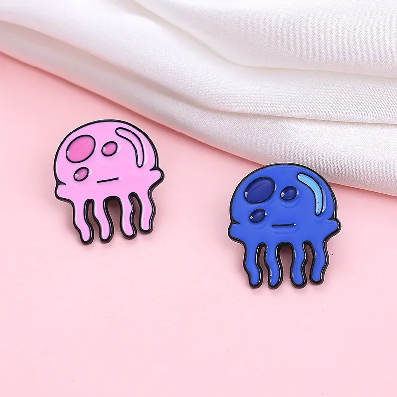 Kawaii Quallen-Metallabzeichen in Blau und Rosa, Cartoon-Quallen-Tierbroschen, Kleidungs-, Taschen- und Hemdverzierungen