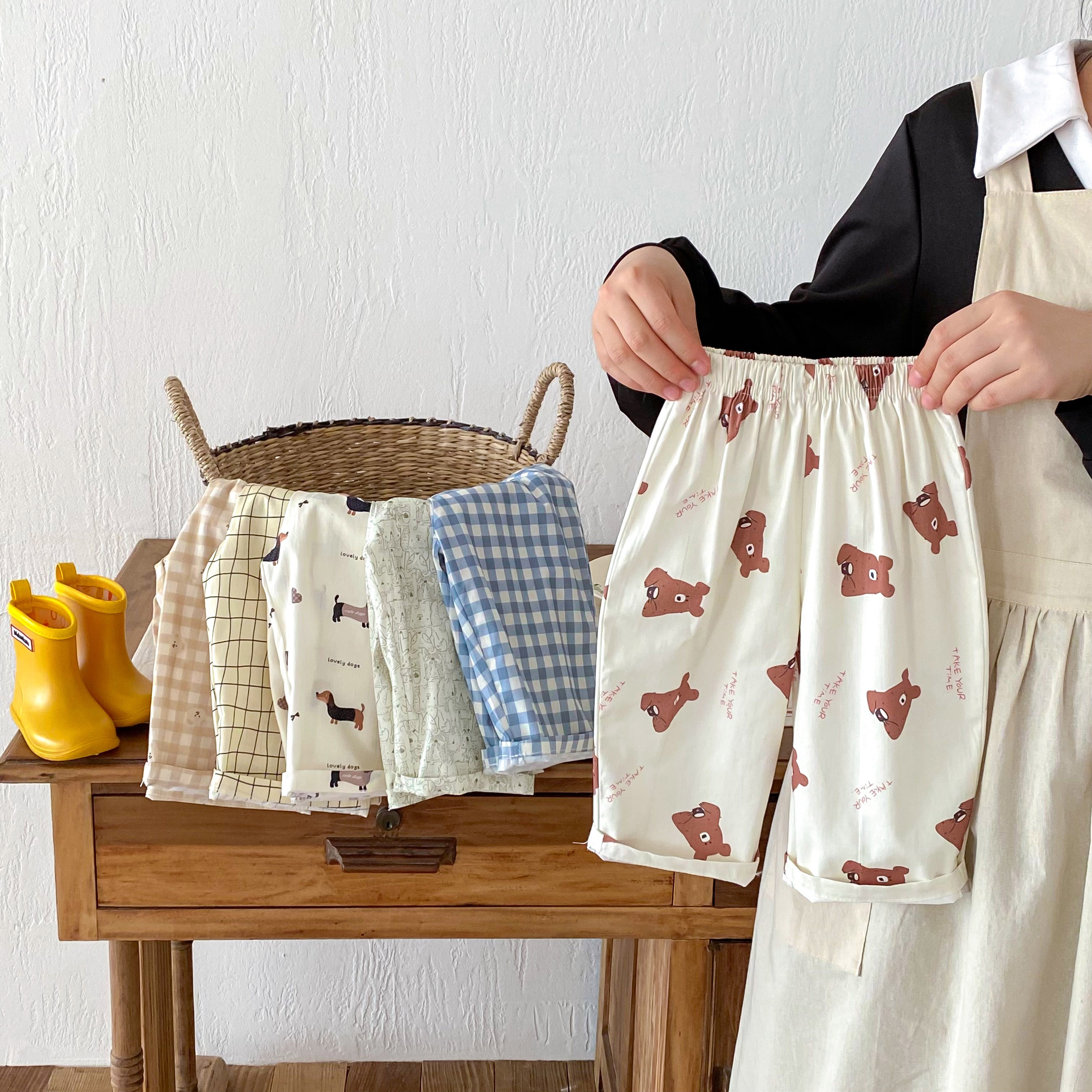 Calças soltas casuais crianças primavera verão usar novo fino simples versátil calças exterior wear meninos e meninas calças de impressão dos desenhos animados