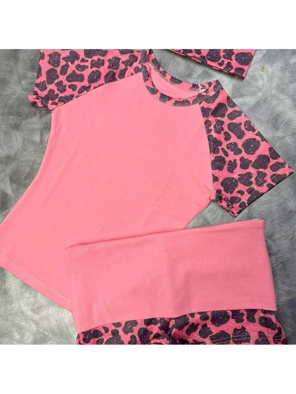 Nouvel ensemble haut et short 2026 style rétro américain avec motif léopard, tendance Y2K punk streetwear, personnalisé, décontracté, pour fille branchée