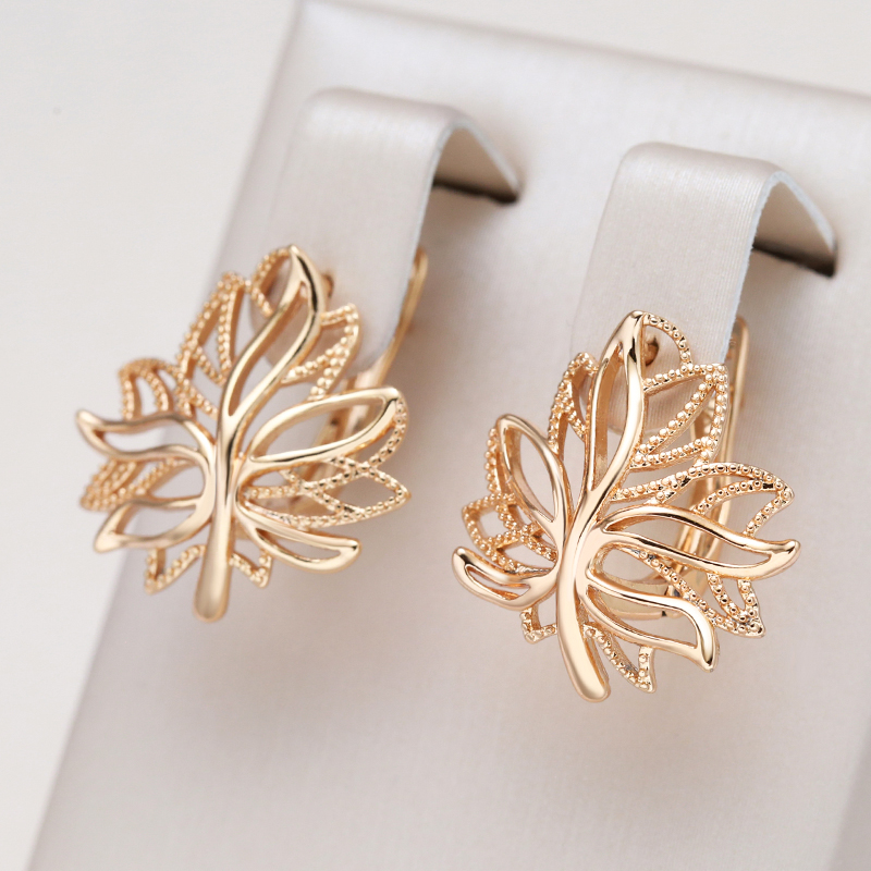 Kinel แฟชั่น Glossy Dangle ต่างหู 585 Rose Gold Simple Leaf ต่างหูผู้หญิงคุณภาพสูงทุกวันเครื่องประดับ Fine