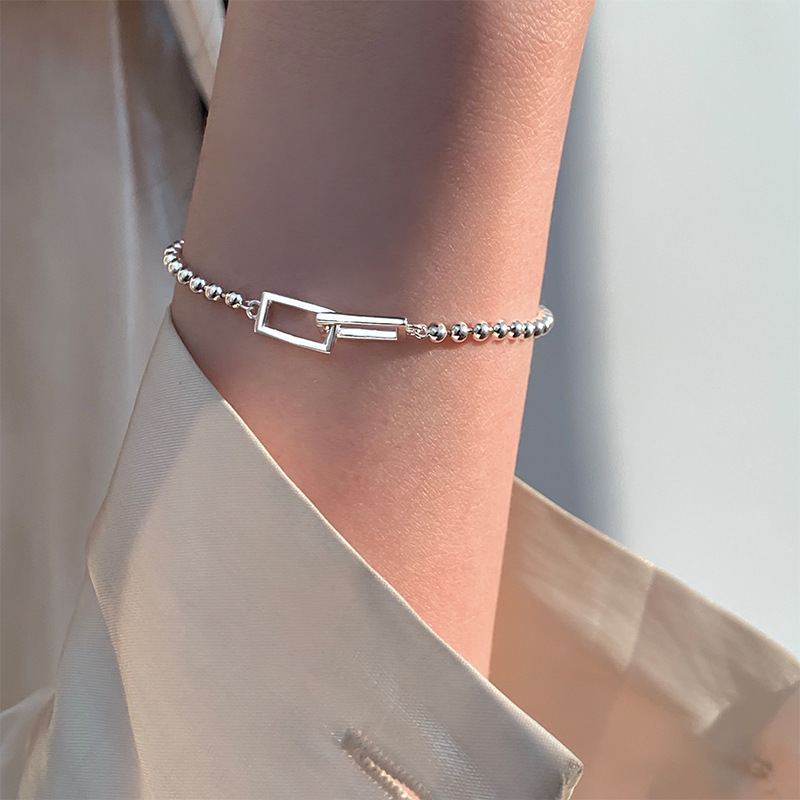シルバー幾何学的なスクエアラウンドビーズブレスレット女性のための人格気質シンプルなハンドジュエリーパーティー