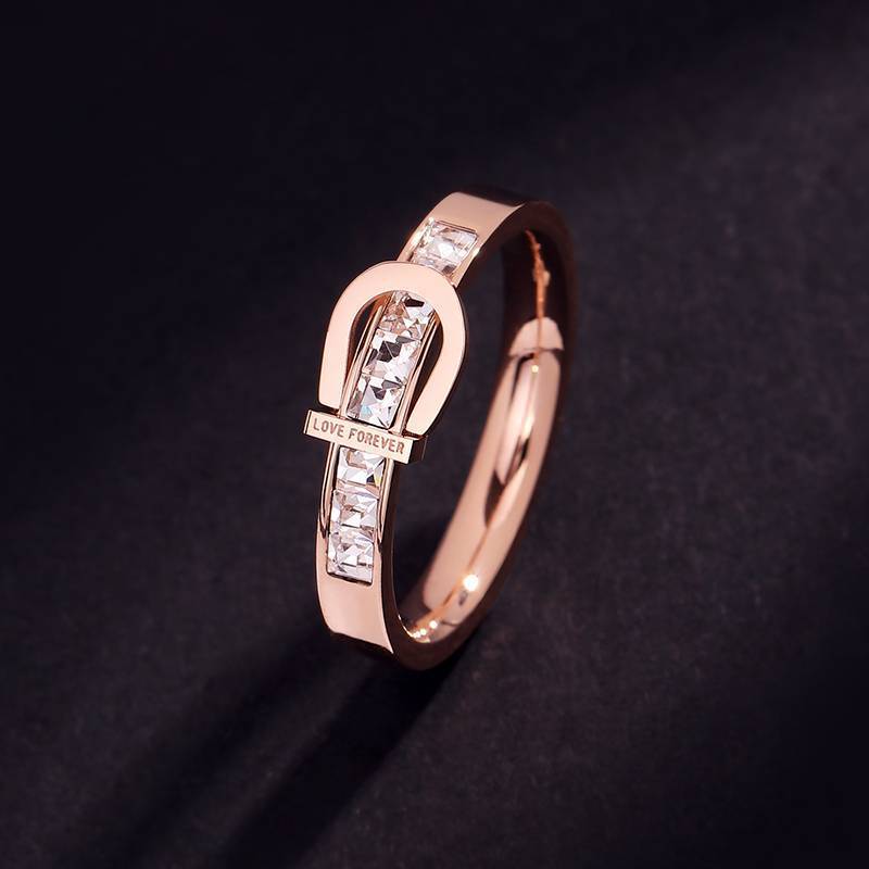 สแตนเลสใหม่แฟชั่นเครื่องประดับหรู Rose Gold สีเพทายเข็มขัดหัวเข็มขัดรูปร่างงานแต่งงานเจ้าสาวแหวนสําหรับสุภาพสตรี