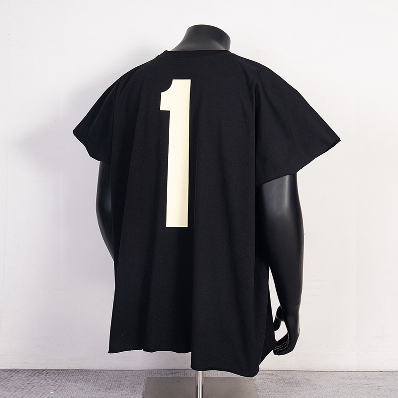 T-shirt Casual Estiva 2026 Bianca e Nera Unisex Oversize con Stampa Logo Numero 1 Kanye West Vultures a Maniche Corte