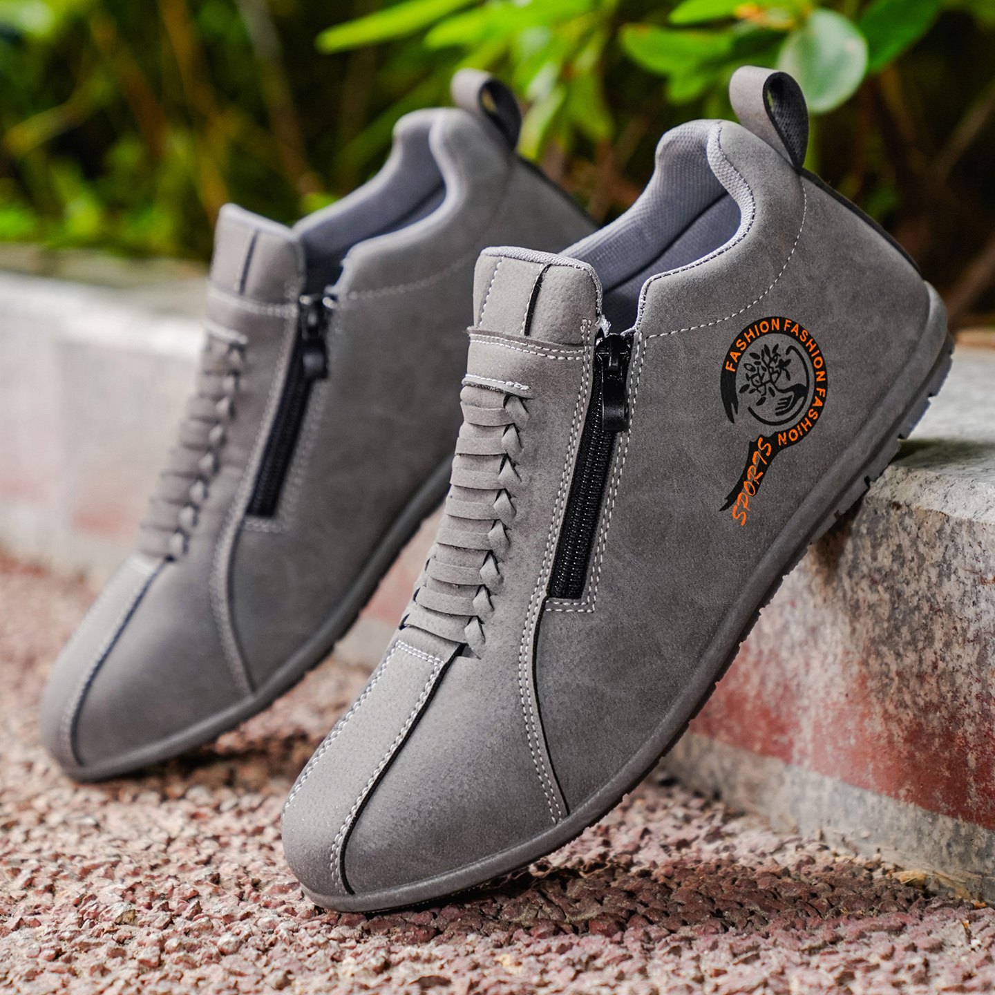 Chaussures basses pour hommes, polyvalentes, confortables, à fermeture éclair, pour la randonnée en plein air et les sports décontractés.