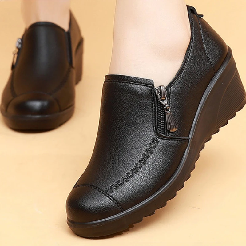 2024 Nieuwe Lente Herfstmode Dames Wig Casual Enkele Schoenen Verhogen Draag Comfortabele Chaussure Femme