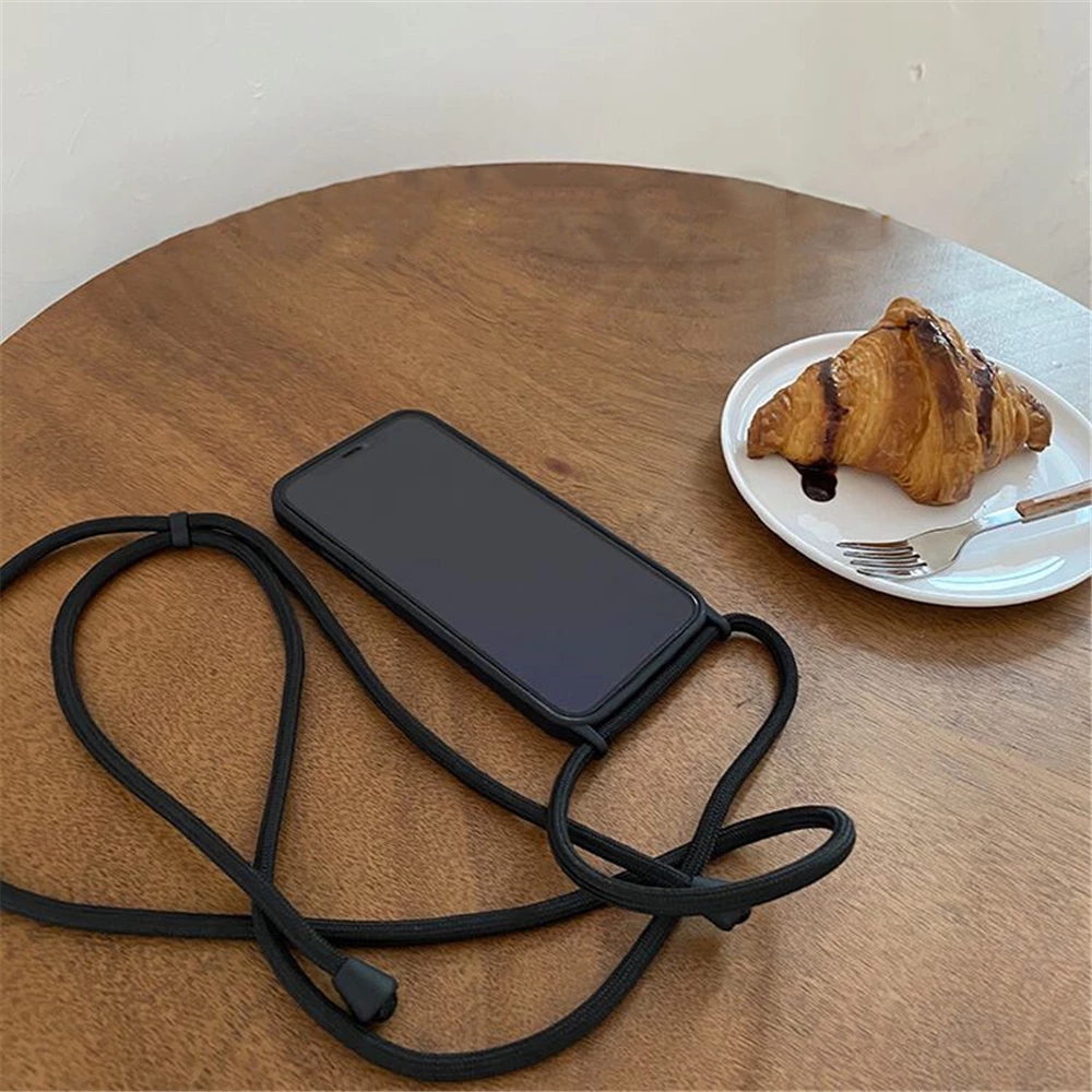 Coque en silicone liquide avec lanière à bandoulière, étui souple pour iPhone 13 16 12 Mini 14 15 Pro Max X XS XR 7 8 Plus SE, sangle de collier