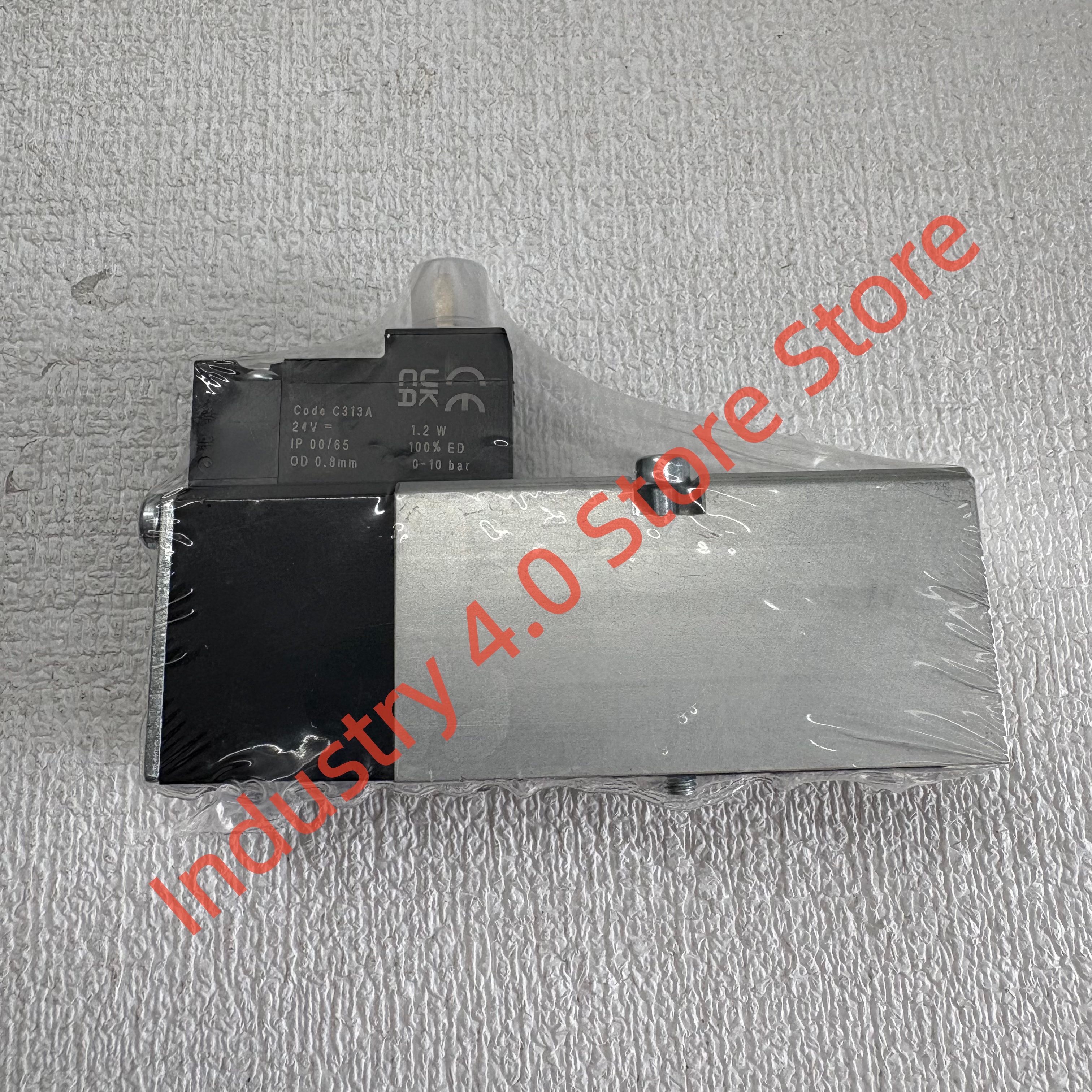 Brand V45A517D-C313A Solenoid Valve  New