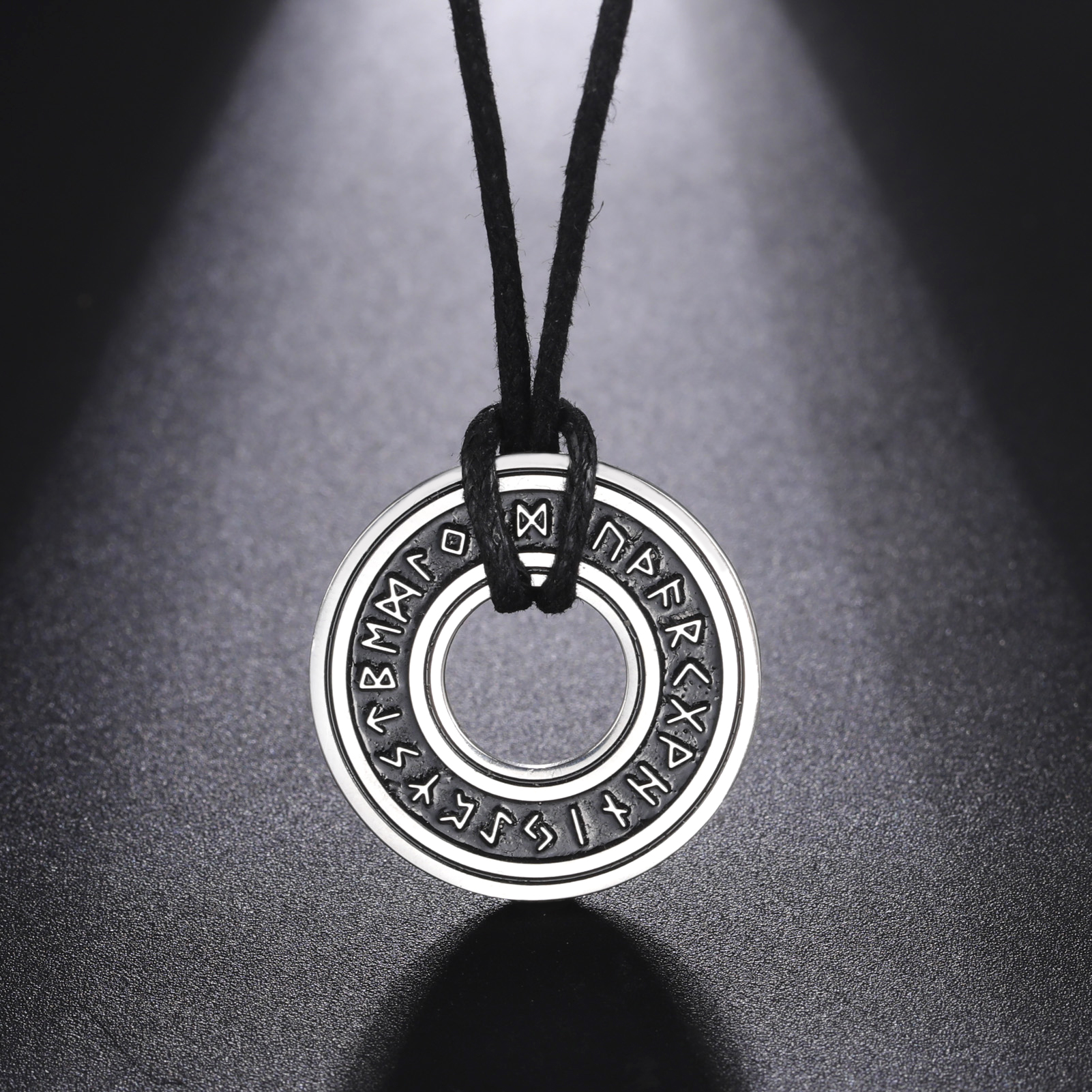 COOLTIME Vintage nordique Rune colliers en acier inoxydable cercle Talisman pendentif Futhark Runes collier aîné bijoux cadeau