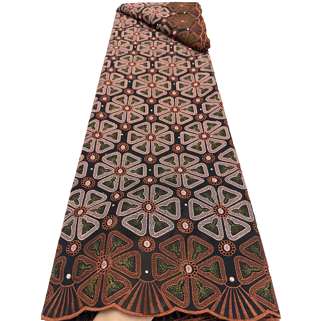 Nouveau design Tissu en dentelle de coton africain 2026 5 yards Dentelle suisse en voile avec pierres pour la confection de robes de mariée et de soirée pour femmes