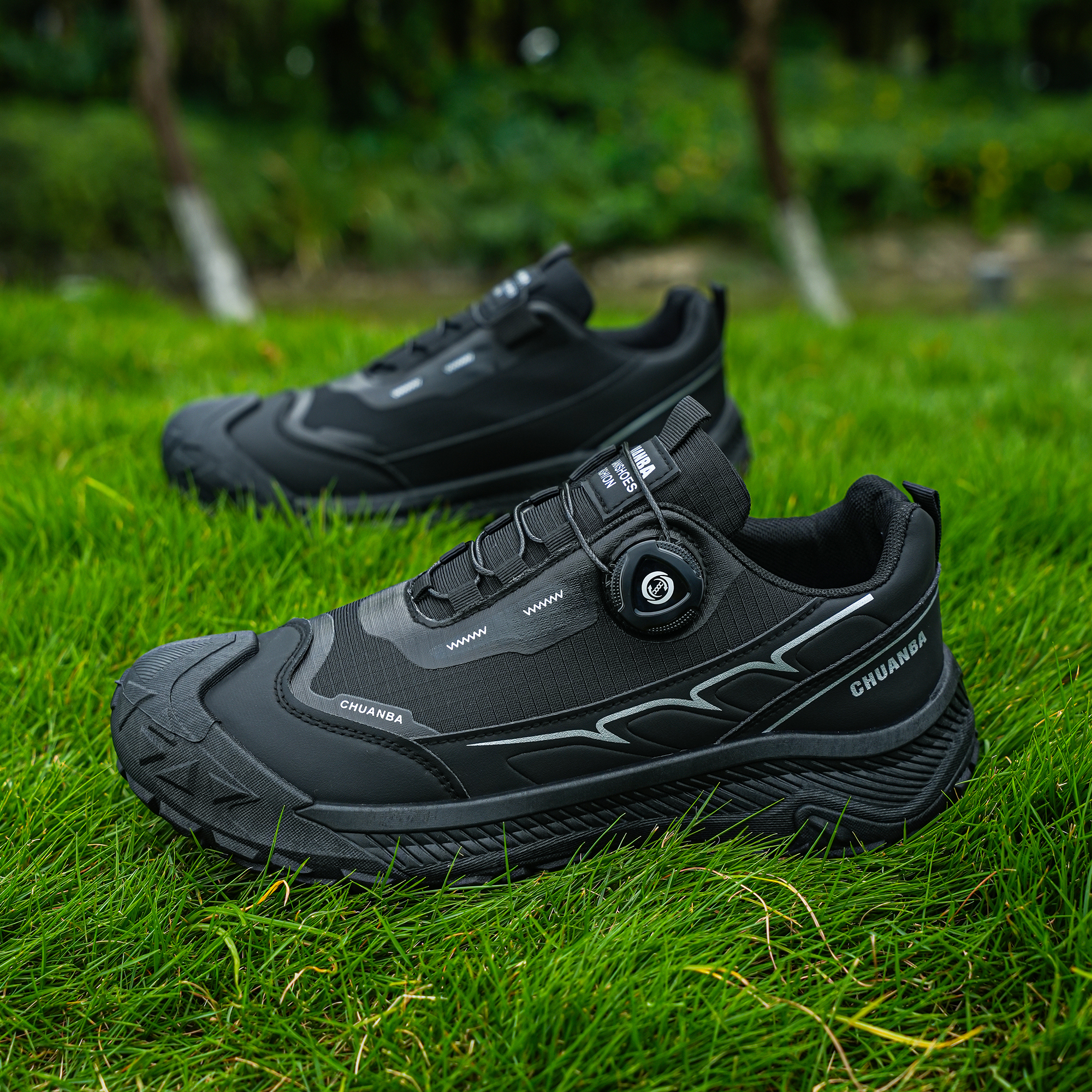 Scarpe casual da uomo, sneakers alla moda, basse, con lacci, leggere, comode, traspiranti, per l'uso quotidiano.