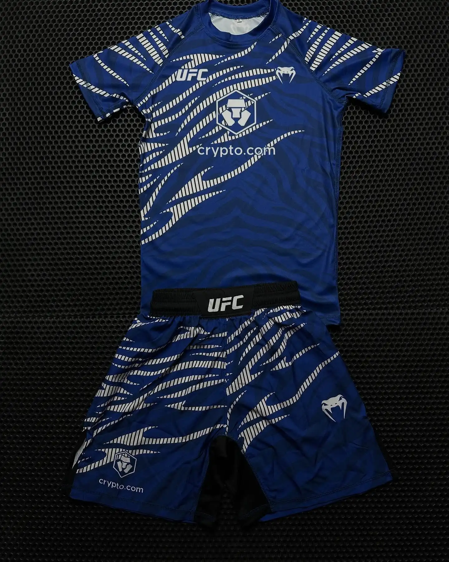 Conjunto de entrenamiento de boxeo UFC para hombres y mujeres, holgado, transpirable, de secado rápido, absorbente del sudor, equipo deportivo de lucha para niños