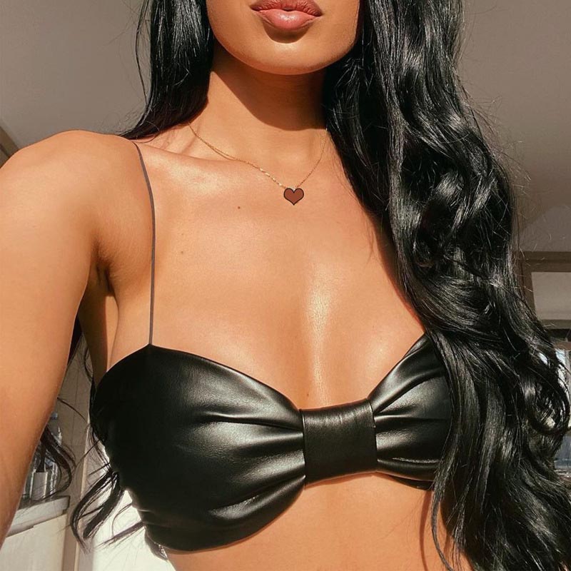 Wiosna 2024 letnie kobiety seksowne Camis Club Backless Spaghetti Tees solidna czarna skórzana koszulka z dekoltem w serek Party krótkie podkoszulki