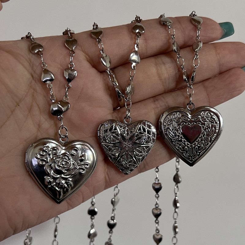 Colgante con medallón de corazón romántico que se puede abrir, Color plateado, marco de fotos de acero inoxidable, collar con dije para mujeres y hombres, regalo de joyería