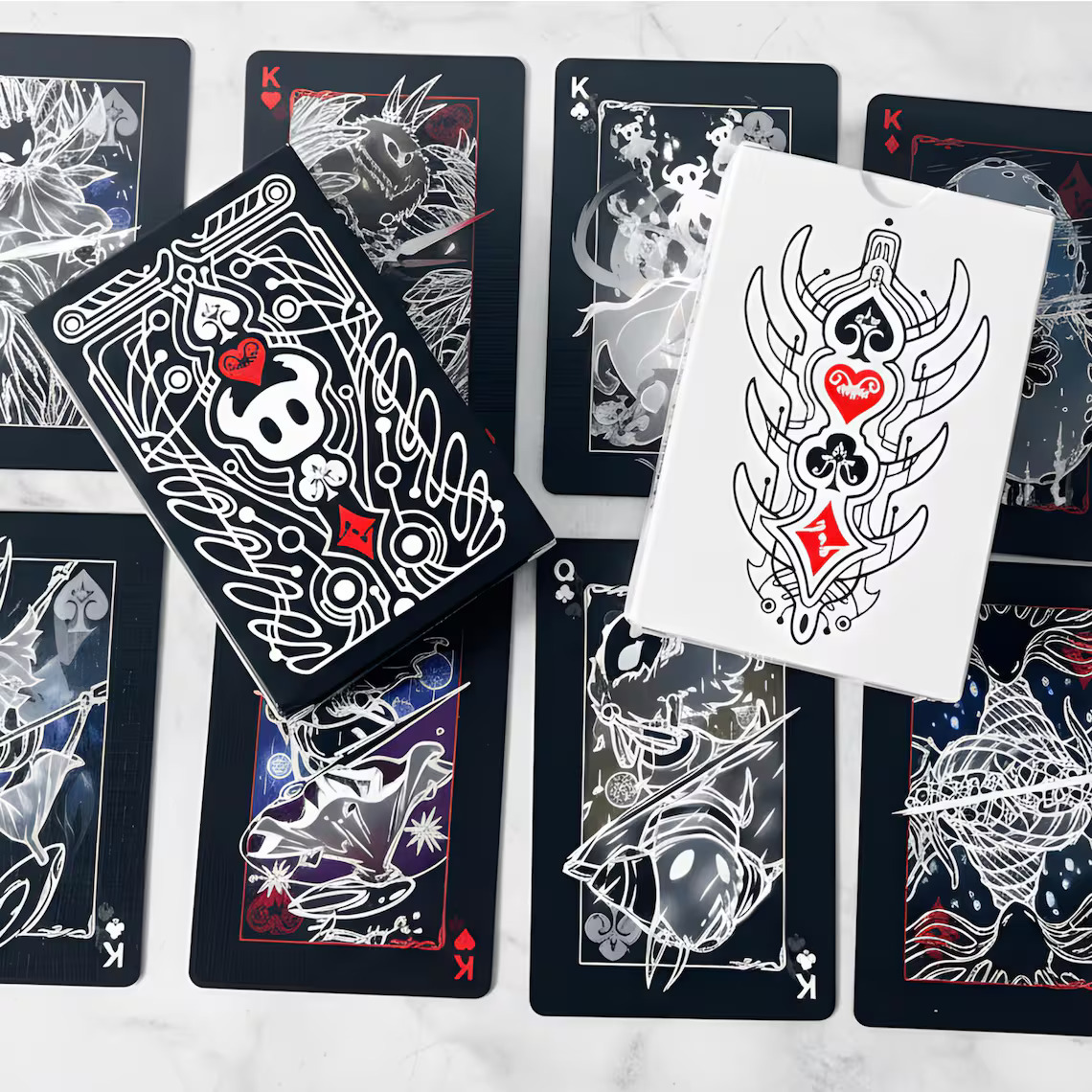 Zestaw kart do gry Hollow Knight Standard Poker, czarno-białe karty do gry, przenośna kreatywna gra planszowa, kolekcja prezentów