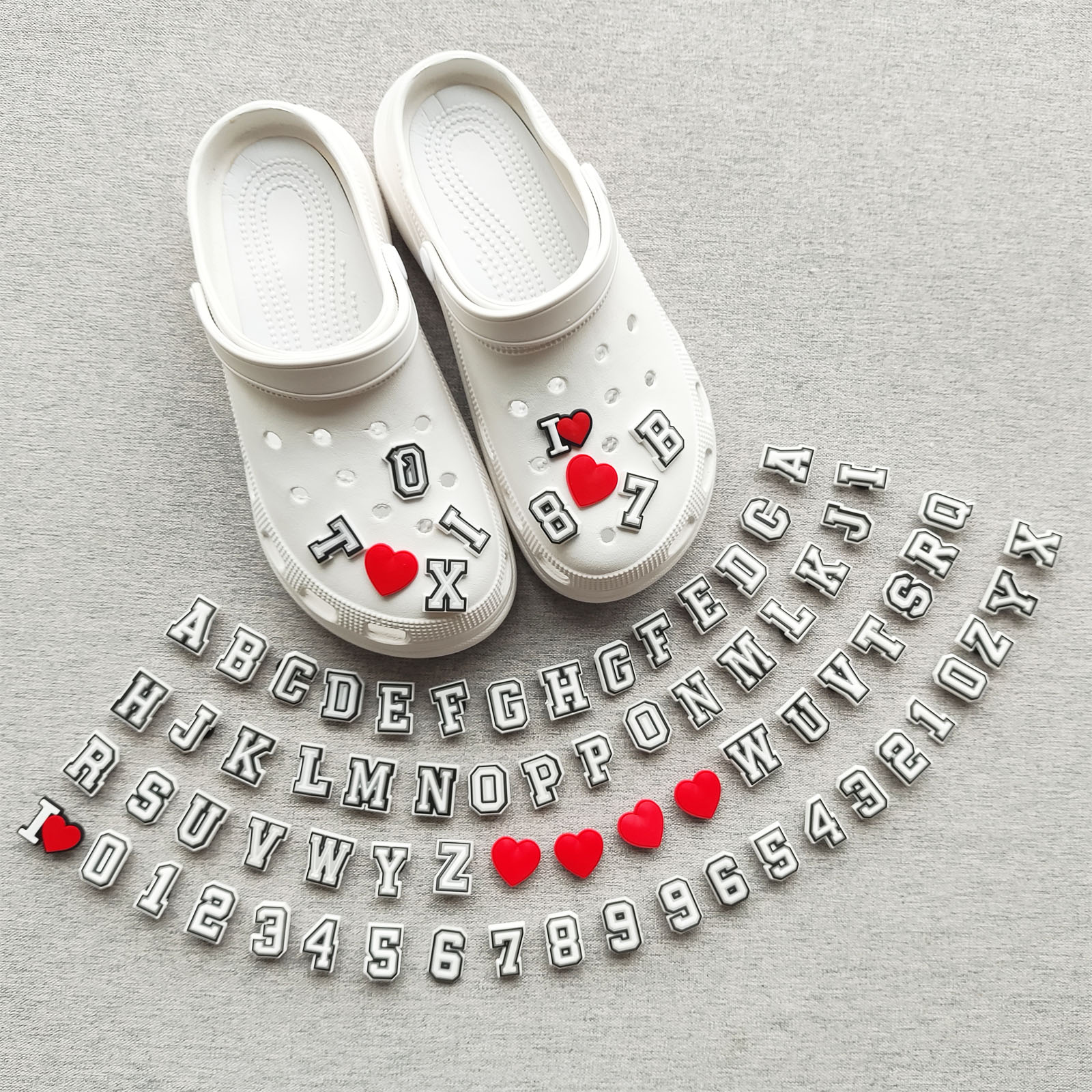40/80 Pezzi Charm per Scarpe Serie Alfabeto, Accessori Decorativi di Alta Qualità per Sandali e Ciabatte