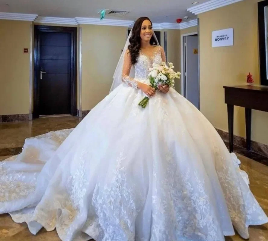 Personalizar vinca ensolarado vestidos de casamento de luxo vestido de baile o pescoço frisado apliques mangas compridas vestido de novia