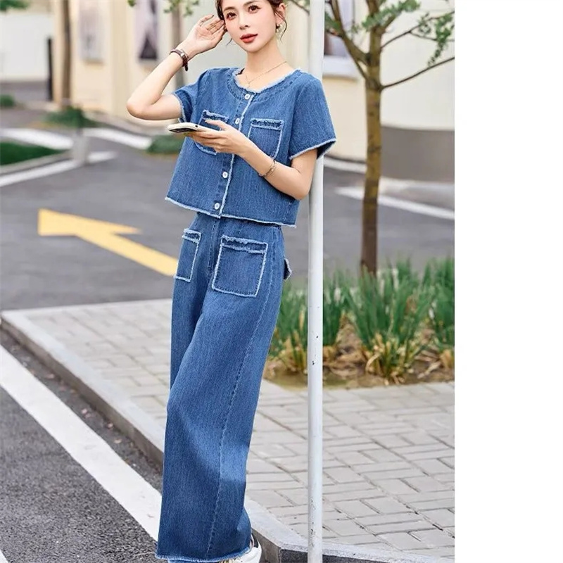Single/Suit Wanita Usia-mengurangi Dicetak Jaket Lengan Pendek 2022 Musim Panas Wanita Baru Bordir Tipis Sembilan Poin Jeans Dua Potong
