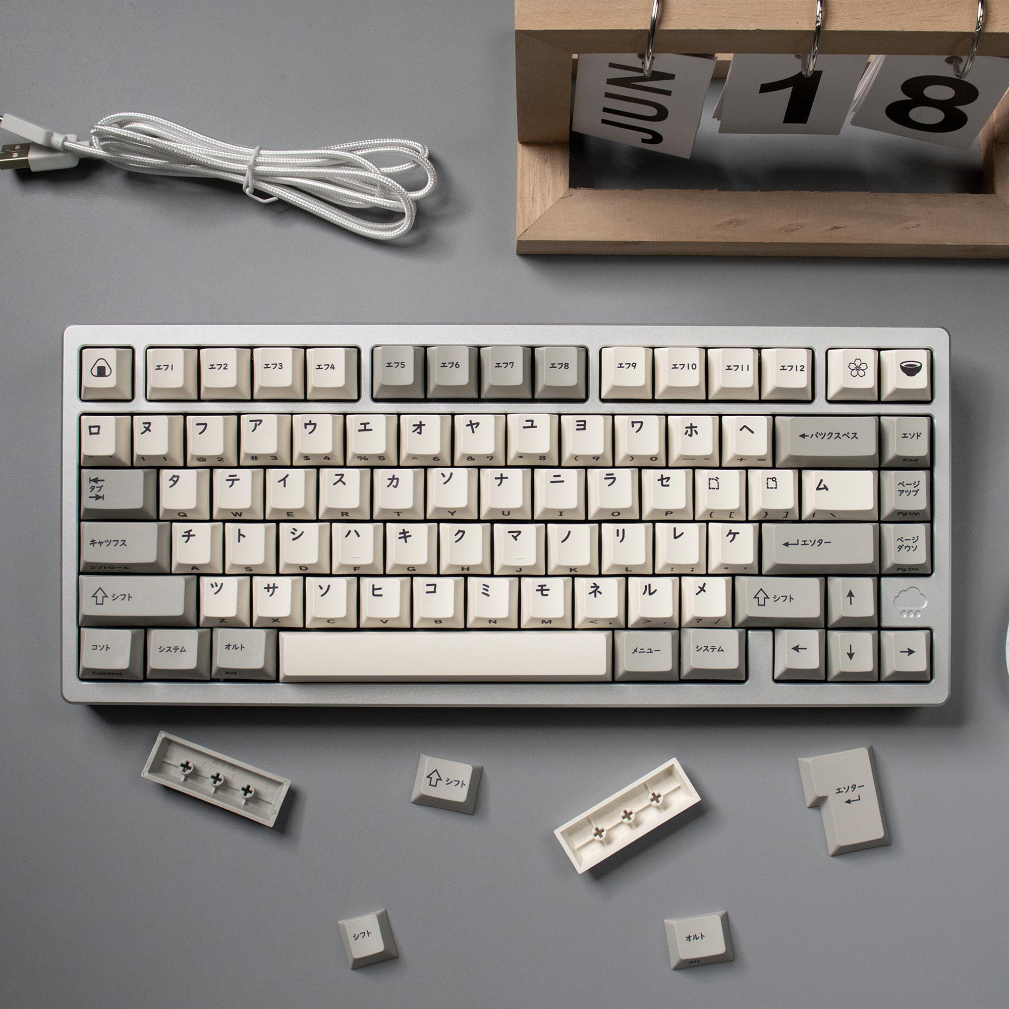 Keycap Katakana Jepang Retro 142 Tombol PBT Profil Ceri Keycap Sublimasi Pewarna Sisi Terukir untuk Keyboard Mekanis