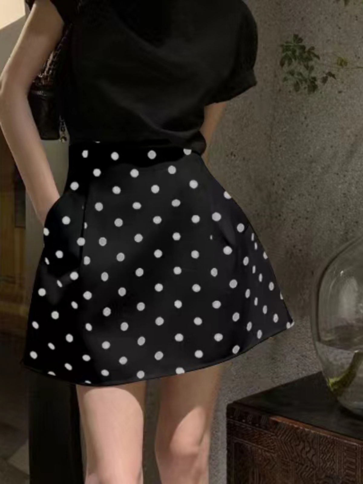 Saia Curta Estilo Vitoriano com Estampa de Poá e Cintura Alta, Saia Umbrella de Crimento Médio para Mulheres Jovens