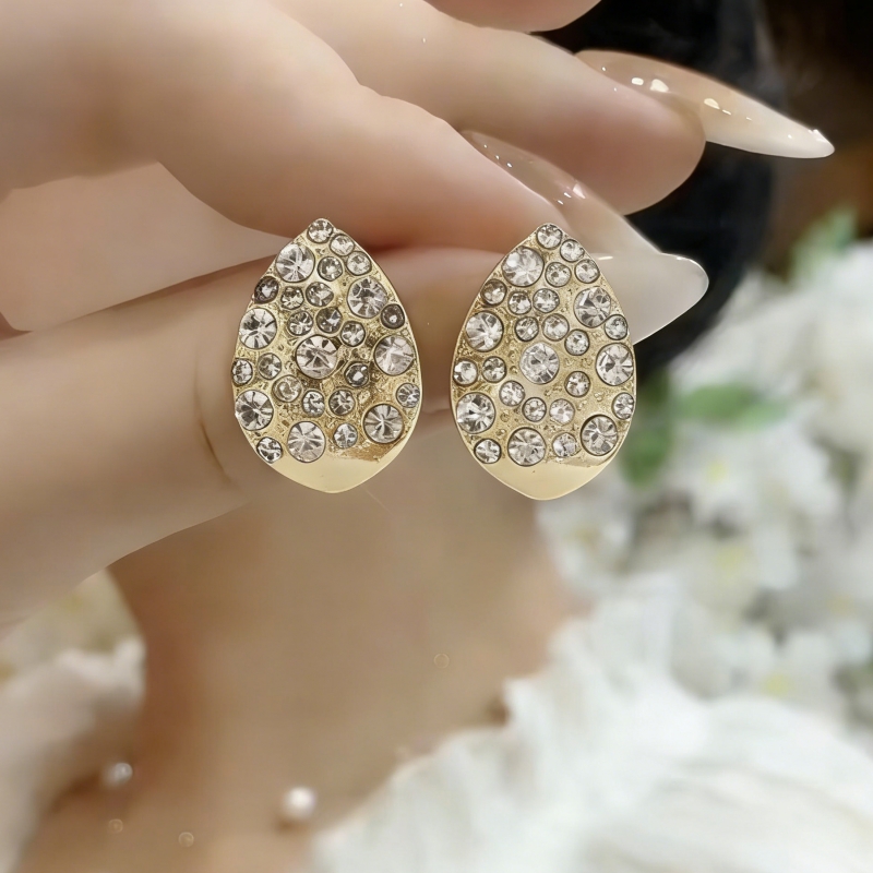 2024 New Water Drop Stud Earrings for Women Full Crystal Geometry Luxury Wedding Ear Jewelry Exquisite Small Earrings brincos