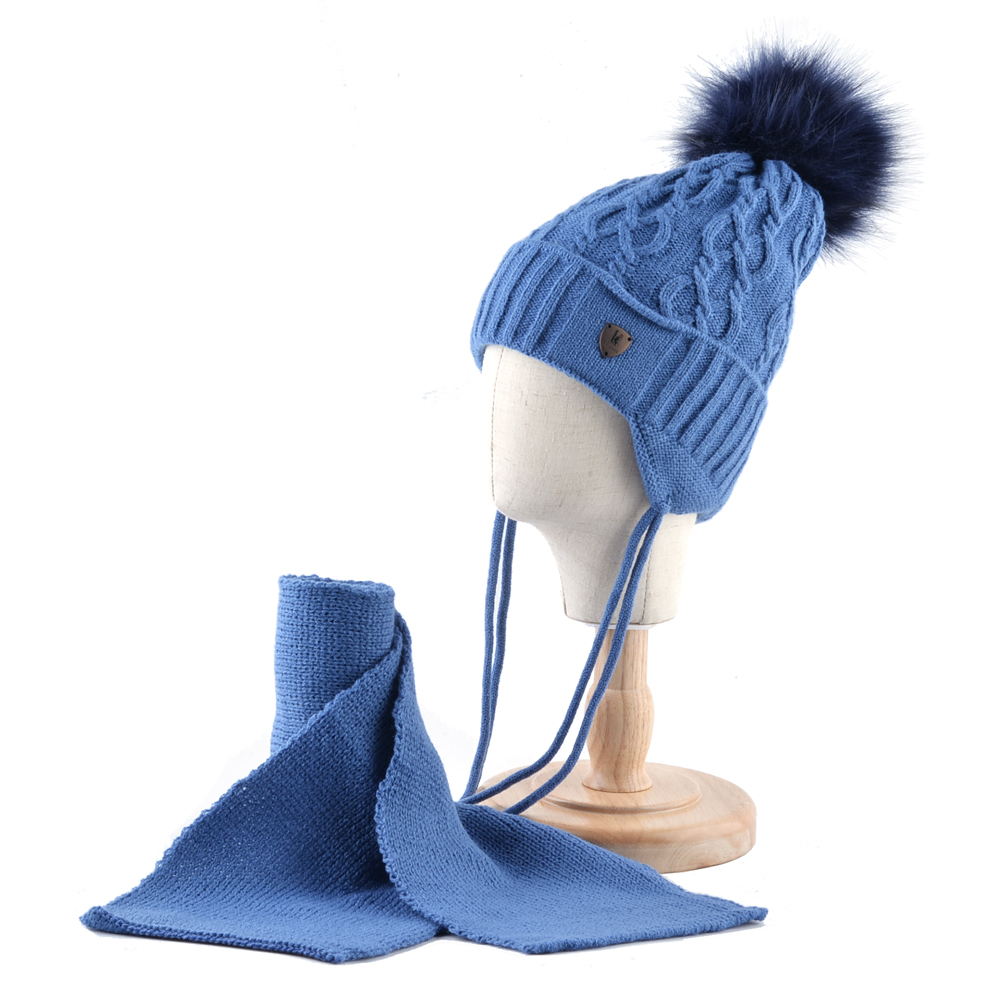 Winter Jungen Gestrickte Earflap Mütze & Schal Set Kinder Dicke Warme Mütze Mit Kunstpelz Pompom Kinder Mode K Logo Motorhaube Outdoor