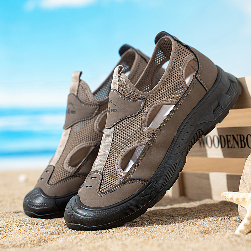2023 zomer herensandalen nieuwe holle ademende strandschoenen ultralichte antislip zomer casual schoenen wandelschoenen