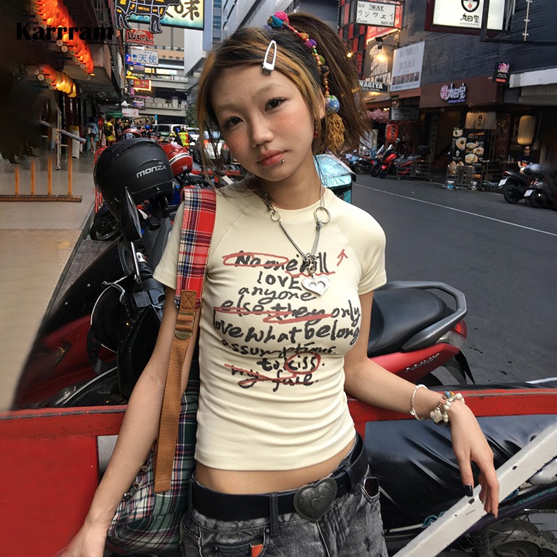 Karrram-Camiseta de manga curta com grafite japonês, camiseta Harajuku vintage fina, top retro americano, moda dos anos 2000, Y2k