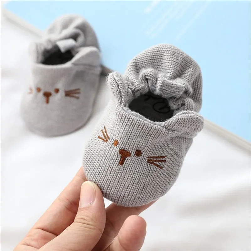 ทารกแรกเกิดรองเท้าเด็กชายหญิงสบายๆ First Walker สัตว์น่ารักหู Soft Soles Anti-SLIP เด็กวัยหัดเดินรองเท้าแบนสําหรับ 0-18 เดือน