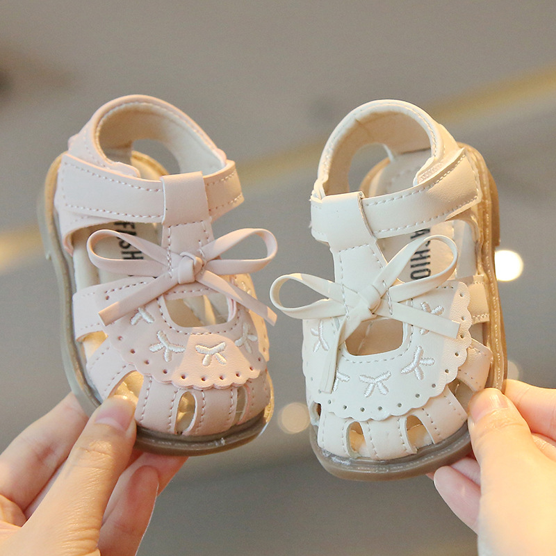 Sandali estivi per neonate Ritagli Scarpe da principessa in pizzo Sandali per bambini Antiscivolo Suola morbida Scarpe da spiaggia per bambini Taglia 15-25