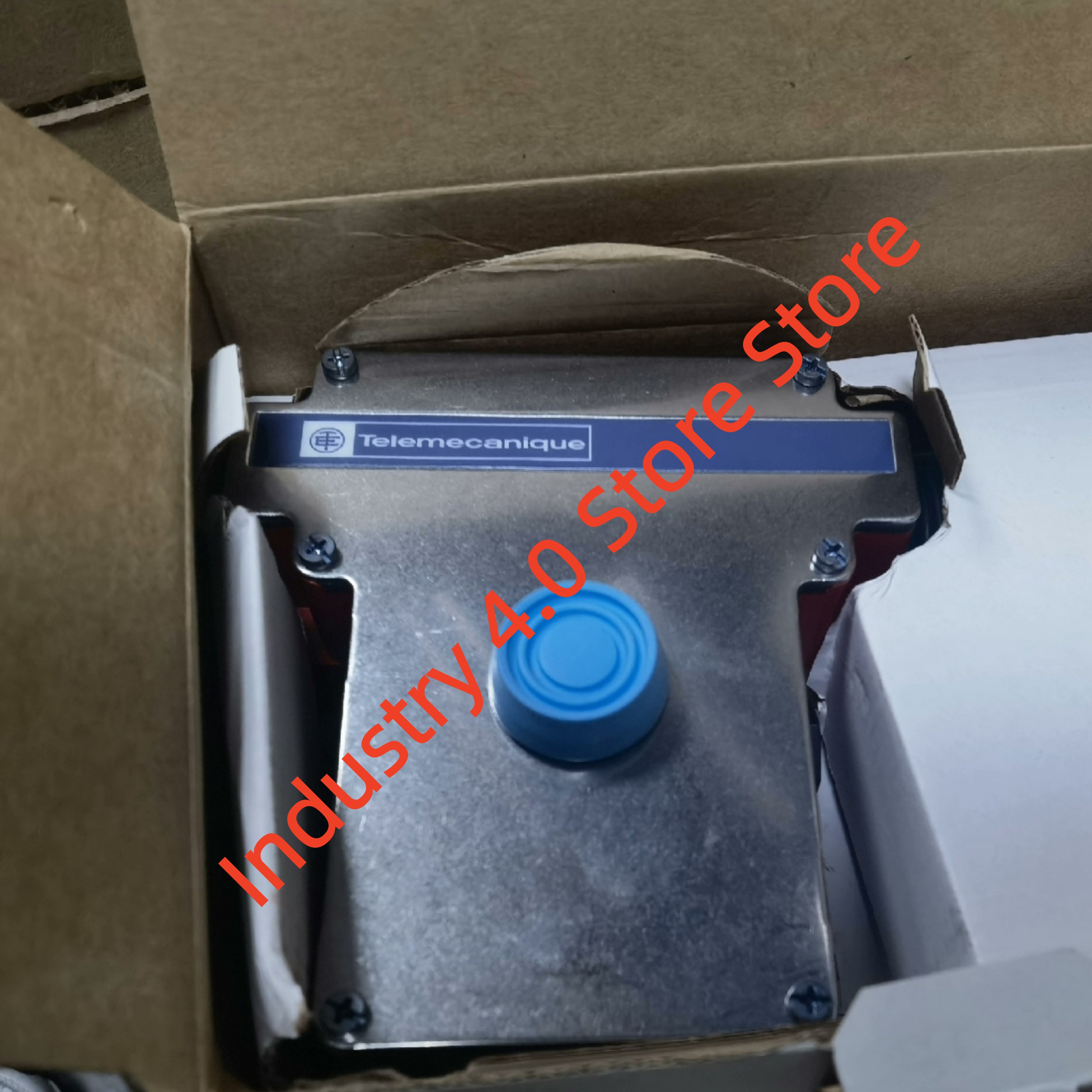 Gloednieuwe XY2CE1A250 XY2CE1A270 Noodstopschakelaar met trekkoord