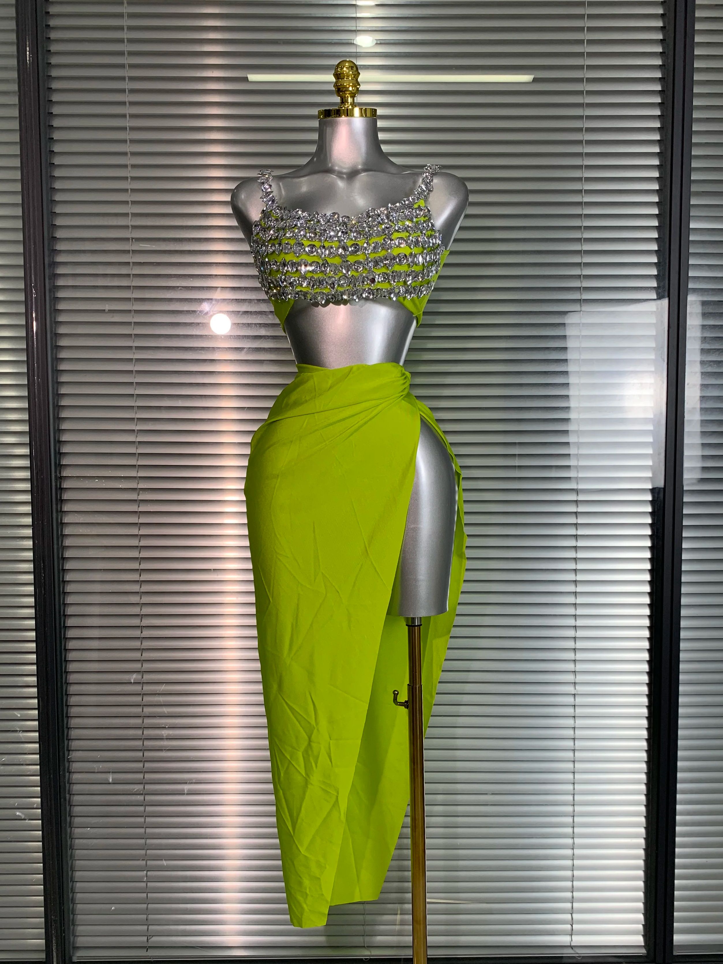 Ensemble deux pièces Sexy pour femmes, jupe de boîte de nuit, diamants en cristal étirés, Costume de spectacle sur scène de chanteur et de danseuse, nouvelle collection