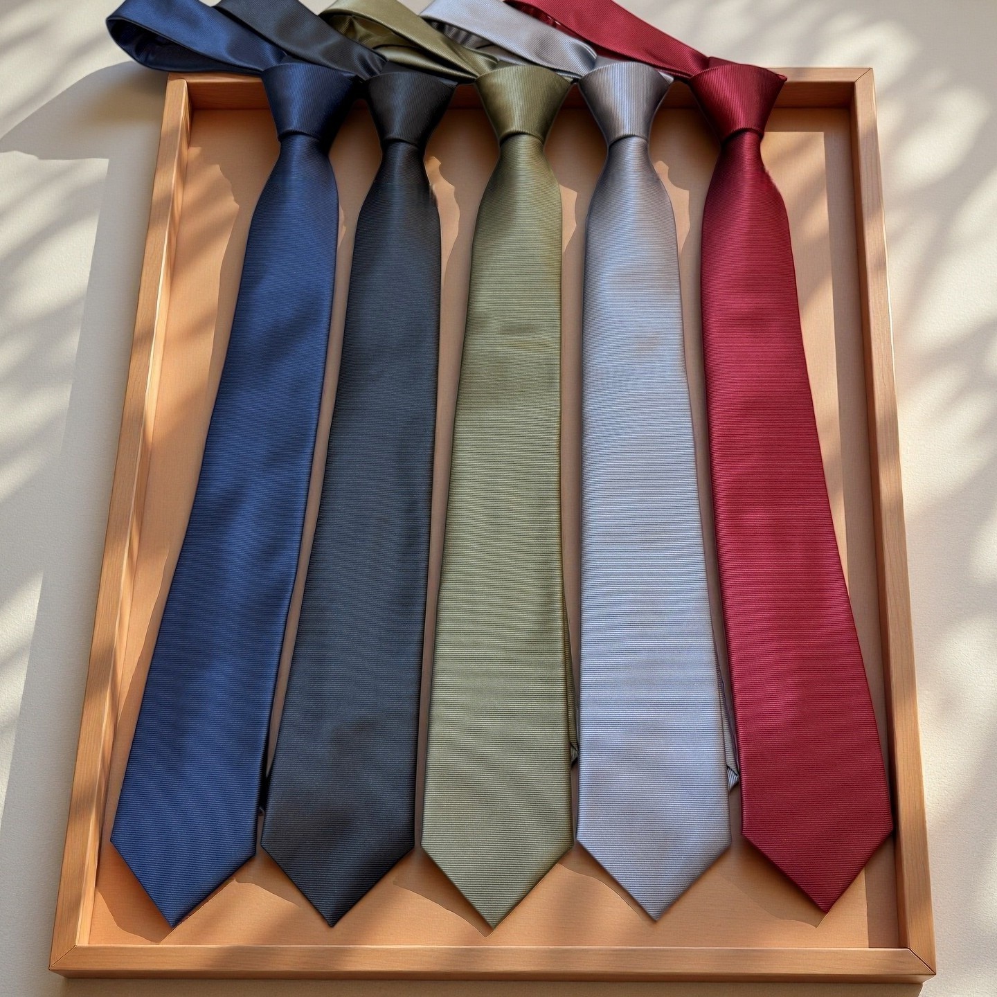 Noeuds papillon classiques et polyvalents pour hommes, style unisexe, pour le printemps et l'été, noeuds papillon formels pour hommes, cadeaux pour le marié