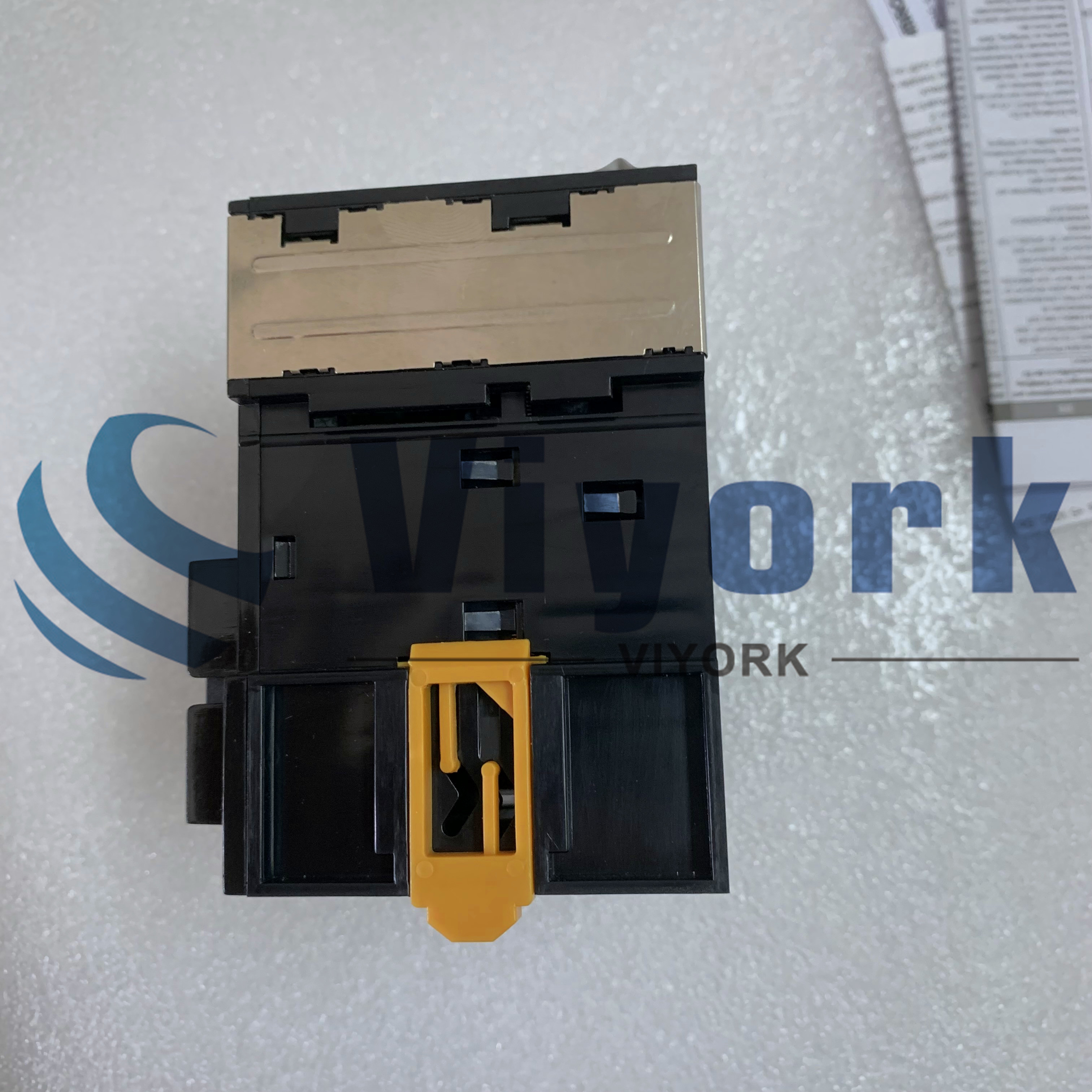 CJ2M-CPU32 PLC MODULE 10K STEPS UPTO 40I/O UNITS ON ANY CPU 5V 24V NEW