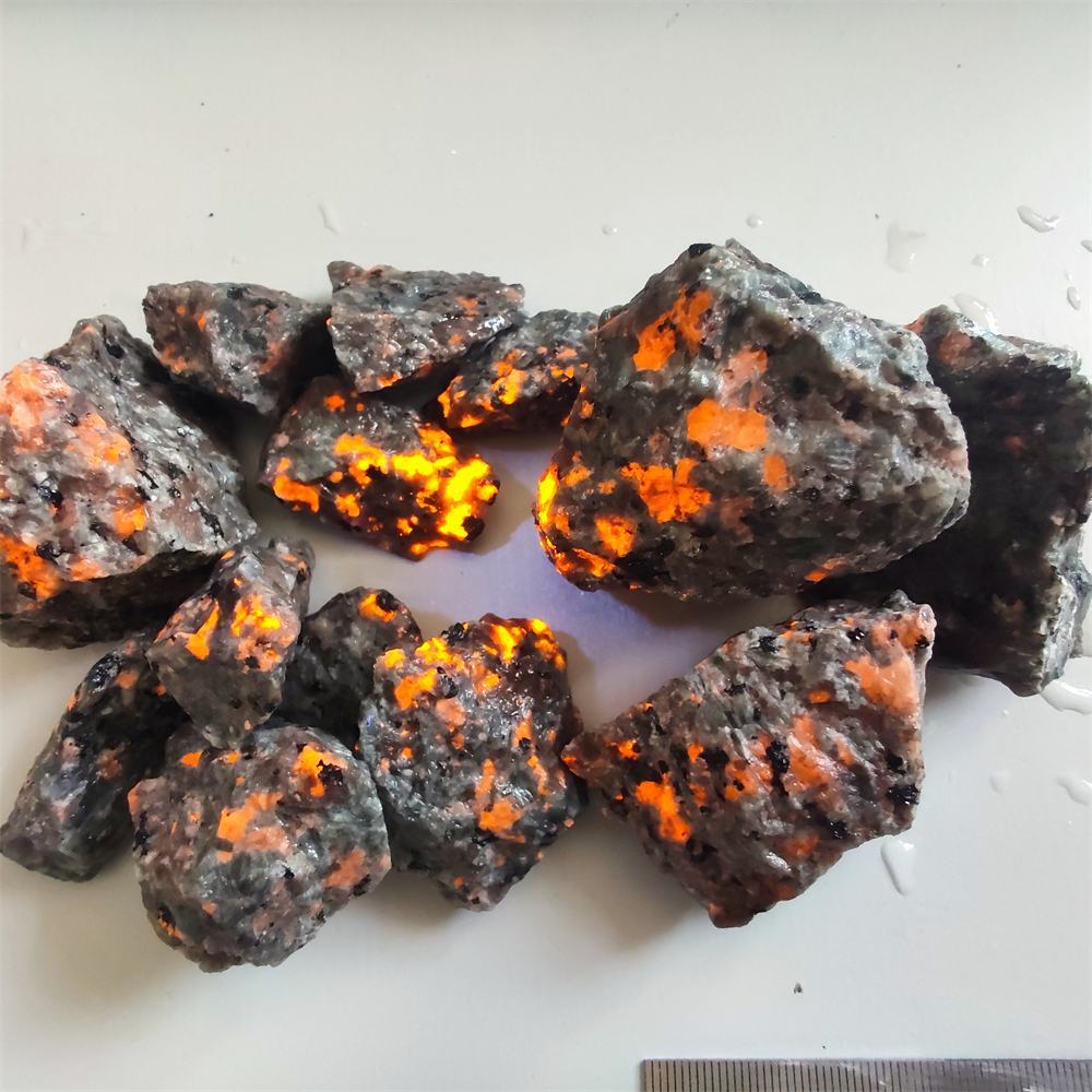 Piedra de llama de Yooperlites cruda Natural, piedra fluorescente, energía, espécimen de Reiki, difusor de aceites, piedra de fuego, decoración del hogar