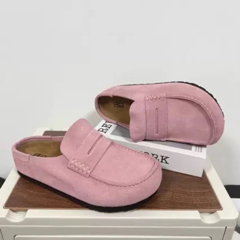 Mocassini unisex retrò in camoscio, versatili e casual, piatti e traspiranti con suola morbida, adatti per l'uso quotidiano.