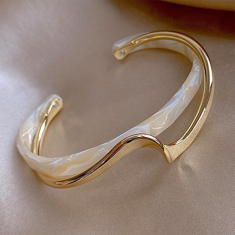 Pulseiras de Acrílico Branco, Braceletes de Metal Dobráveis, Pulseiras Femininas Geométricas em Formato C, Joias para Presente