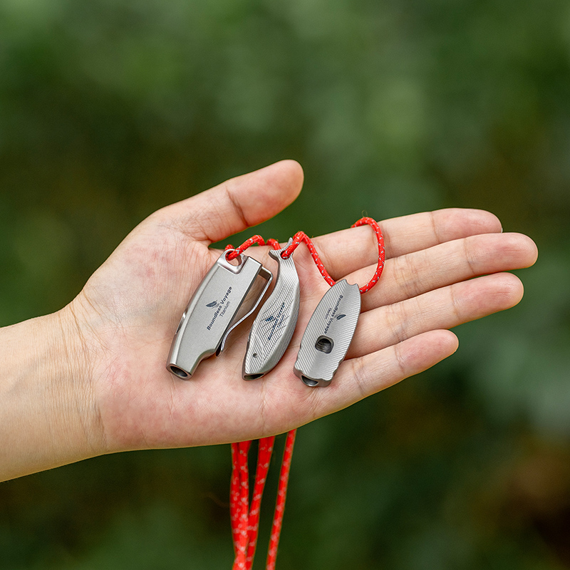 Титановый свисток для выживания Boundless Voyage 120 дБ, компактный свисток для экстренной безопасности, сверхлегкие свистки для походов на открытом воздухе, кемпинга