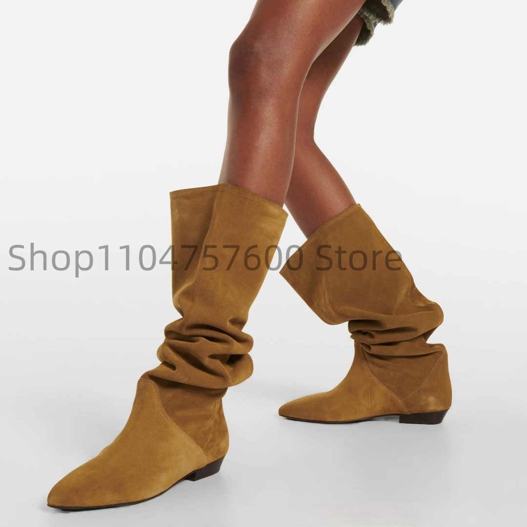 2025 Designer Nouvelles bottes de cow-girl pour femmes Bout pointu Talon épais Élévé Daim empilé Plissé Vintage Dames Genou-haut Bootines