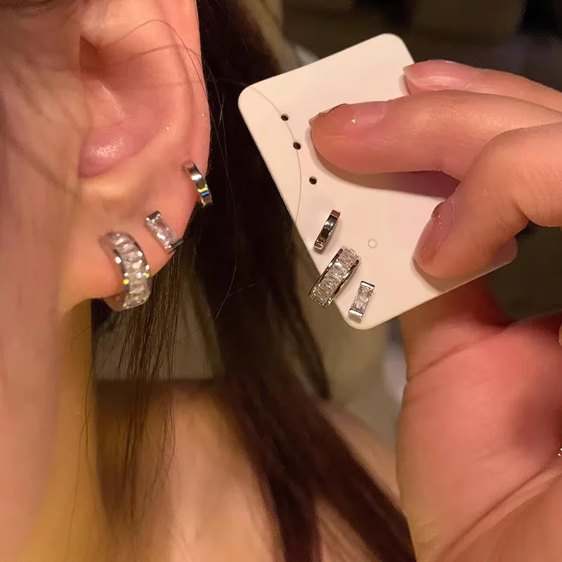 Anting-anting Zircon kristal untuk wanita, 4 buah/set, anting estetika baja tahan karat Y2K, anting keren, hadiah perhiasan harian