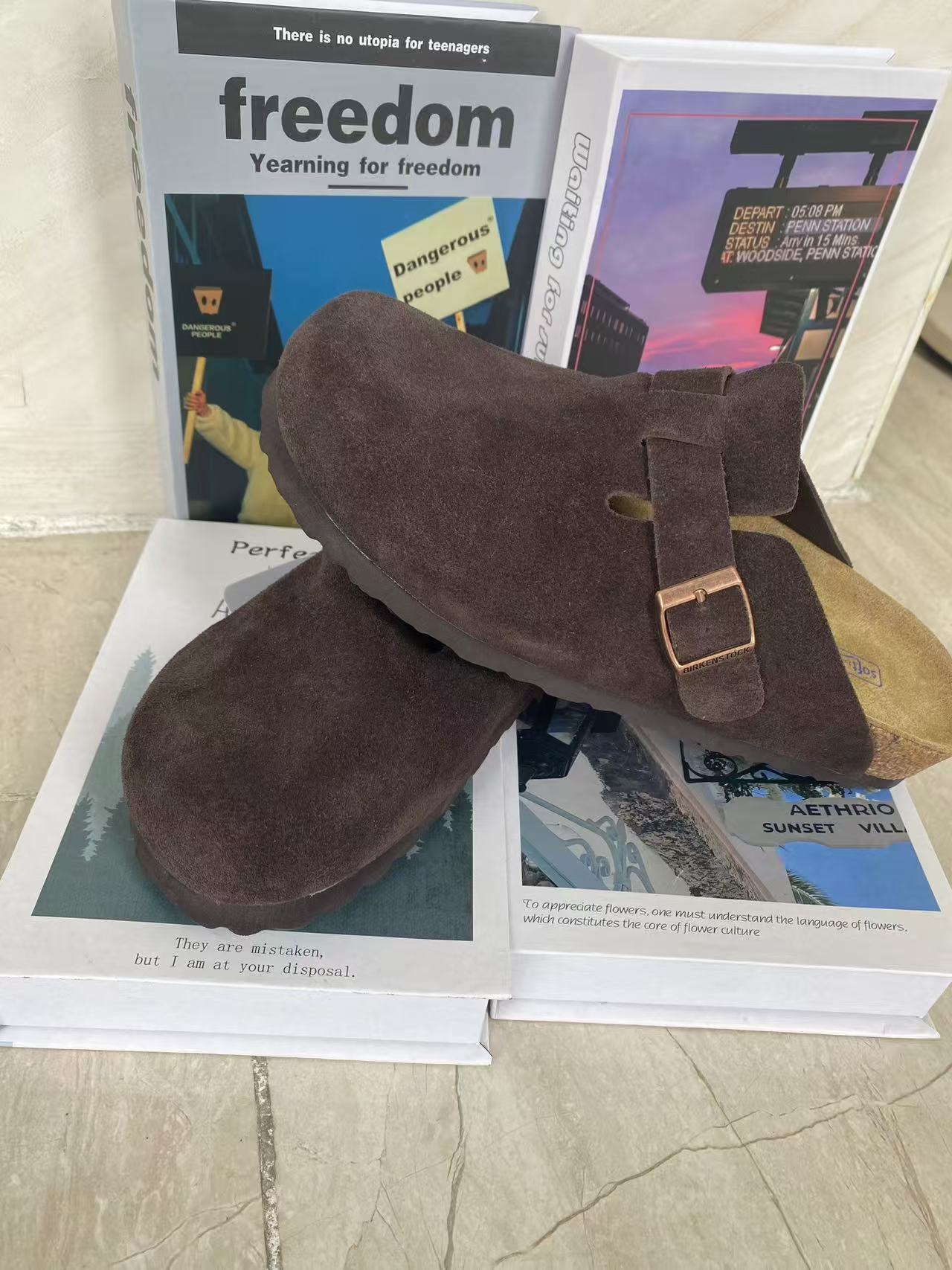 Suede Clogs Women Men Cork Footbed Slip On Shoes Closed Toe Comfort Arch Support Casual Walking Mules