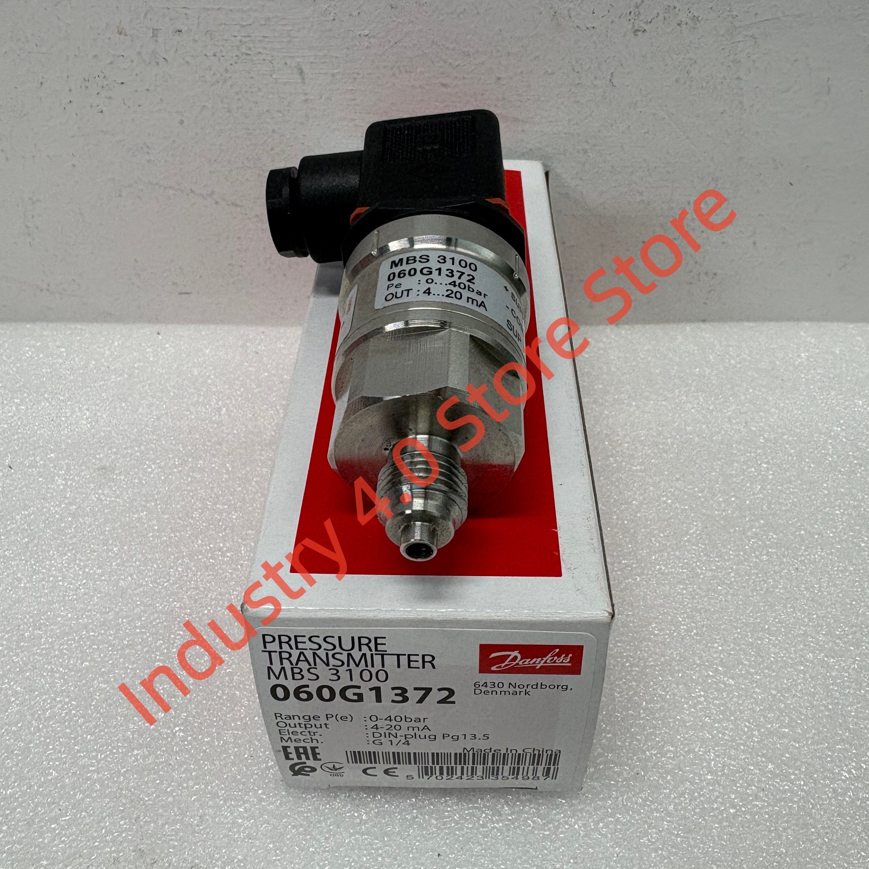 pressure transmitter  MBS3100 060G1372 New original