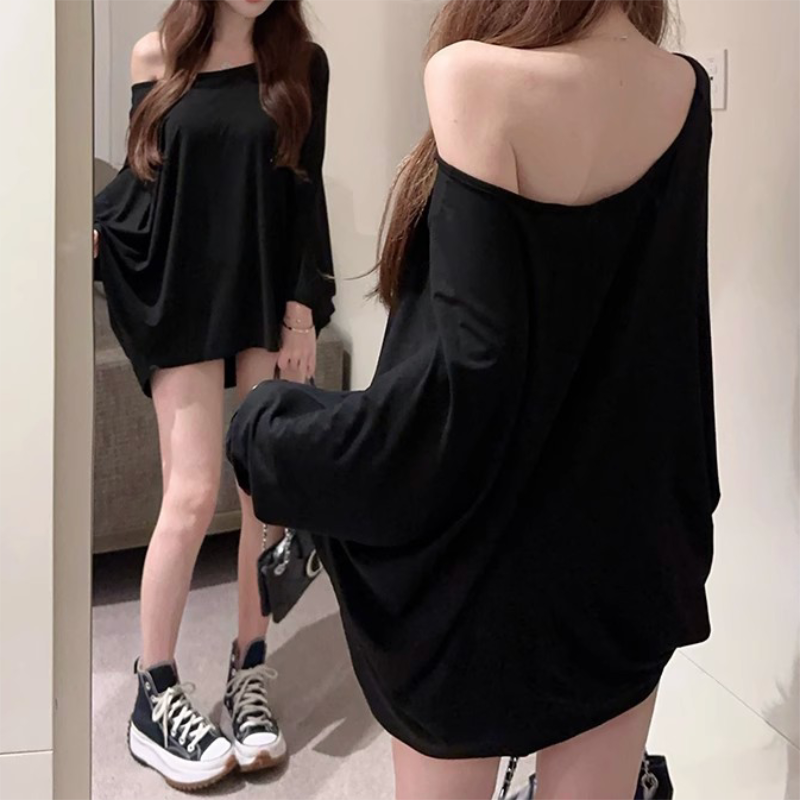 Solid เสื้อยืดขนาดใหญ่สําหรับสตรีลําลองหลวมแฟชั่นแขนค้างคาวเซ็กซี่ปิดไหล่เกาหลี Baggy T เสื้อฤดูใบไม้ร่วง